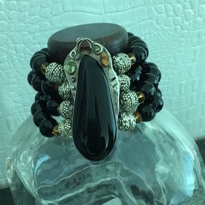 Vintage silver bracelet, onyx and faceted beads